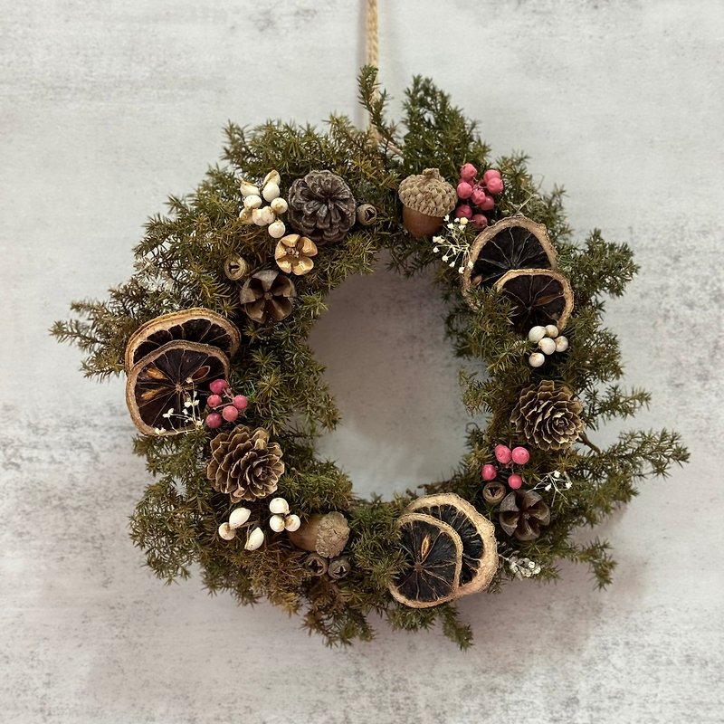 Everlasting Cedar Christmas Wreath/Christmas Wreath Christmas Gift Handmade - Dried Flowers & Bouquets - Plants & Flowers Multicolor