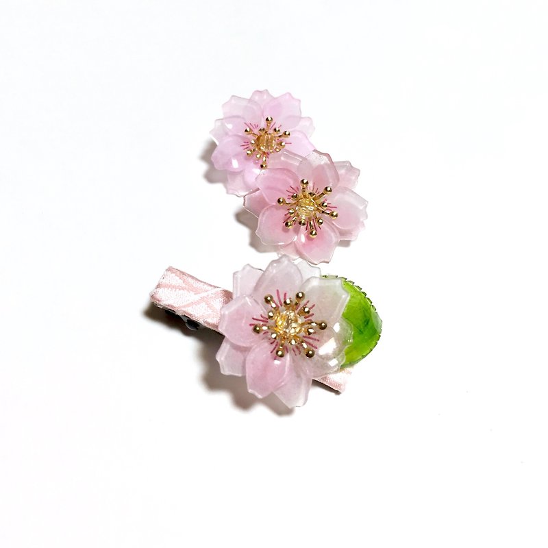 spring. Sakuraji. Eight cherry small hairpin - เครื่องประดับผม - วัสดุอื่นๆ สึชมพู