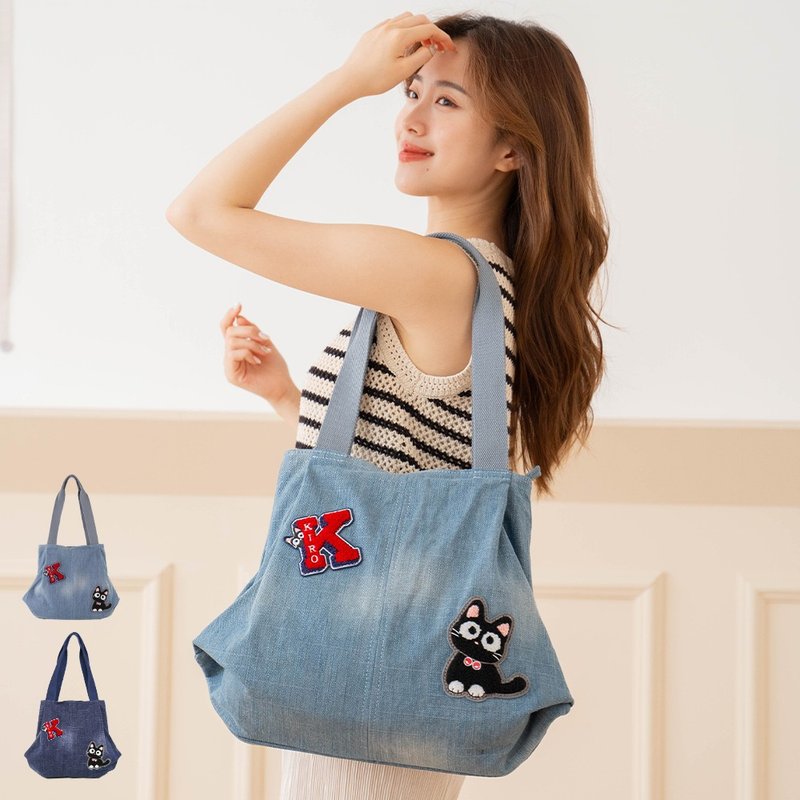 Little Black Cat Towel Embroidered Denim Denim Shoulder Bag [32000102] - กระเป๋าถือ - ผ้าฝ้าย/ผ้าลินิน สีน้ำเงิน