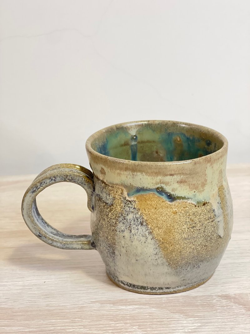 Small mug with mottled wall feel - แก้ว - ดินเผา หลากหลายสี