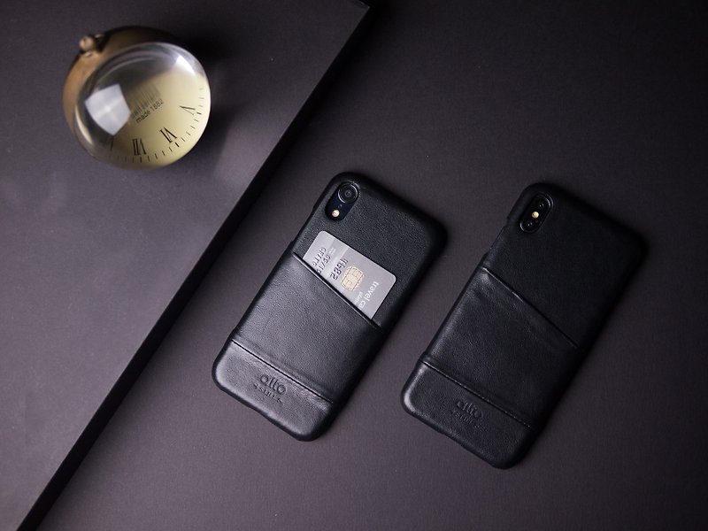 Alto iPhone Metro 革製携帯ケース ー カラス黒 - スマホケース - 革 ブラック