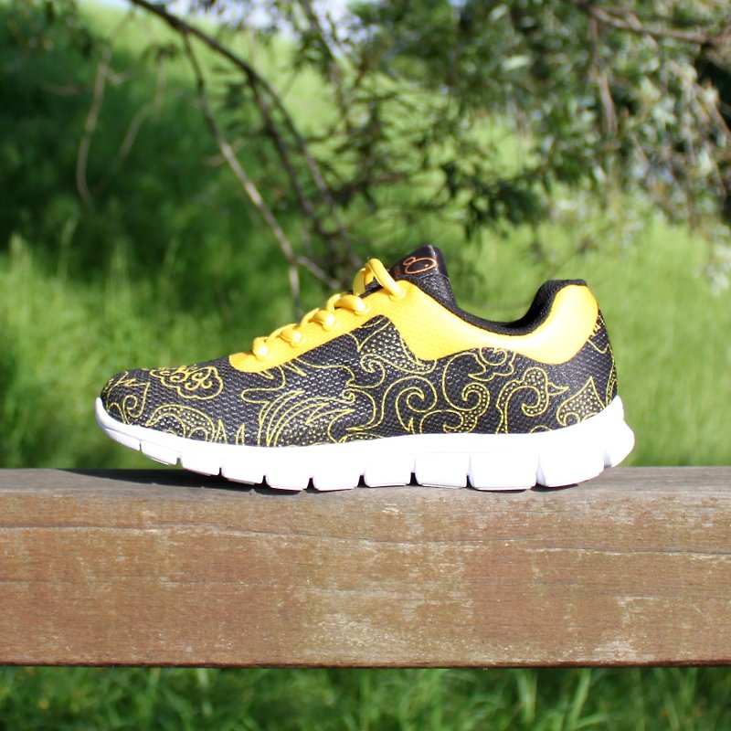 "Good Fortune" Yellow Edition Printed Hiking Shoes - Men's Casual Shoes - Polyester Orange