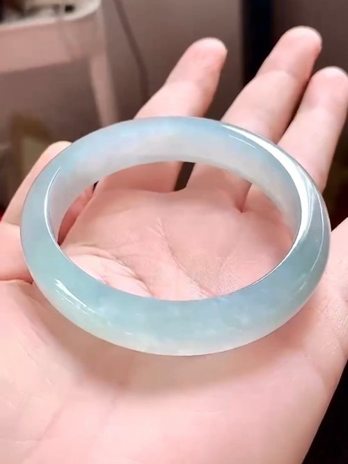 Good Morning Studio 冰種 天然翡翠 緬甸 A玉 玉鐲 • 冰種天空藍翡翠貴妃鐲
