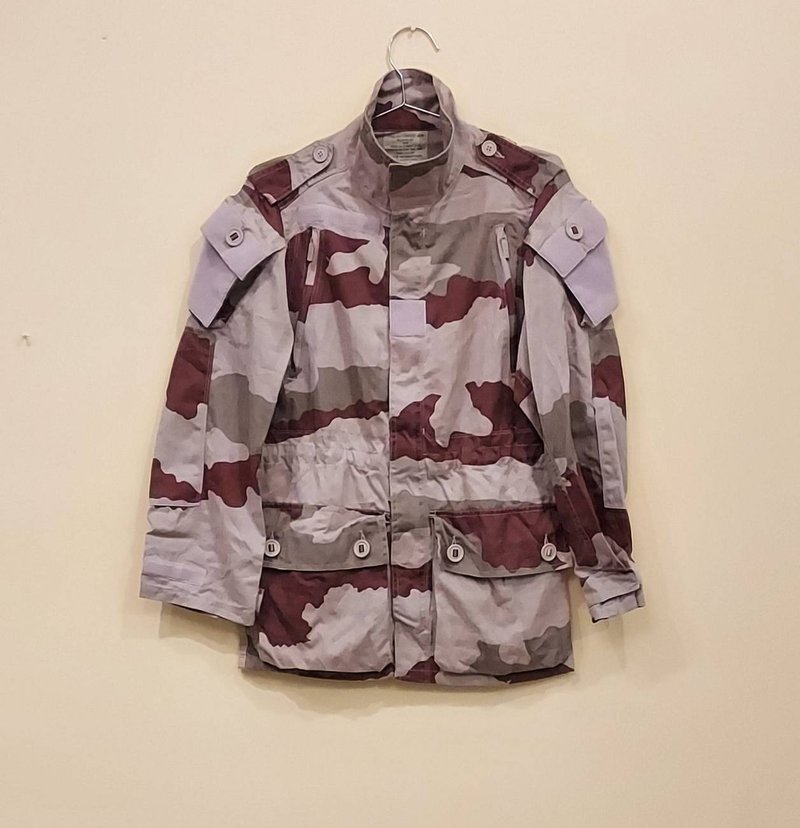 法國公發T4沙漠迷彩防風高領拉鍊夾克 軍用外套大衣C款 法國製 - 女大衣/外套 - 棉．麻 卡其色
