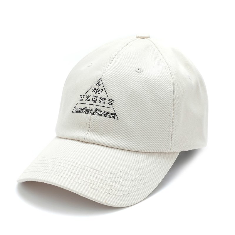 Care label / hk Embroidery Ballcap/ Dad cap/ Baseball cap (Beige) - หมวก - ผ้าฝ้าย/ผ้าลินิน สีกากี