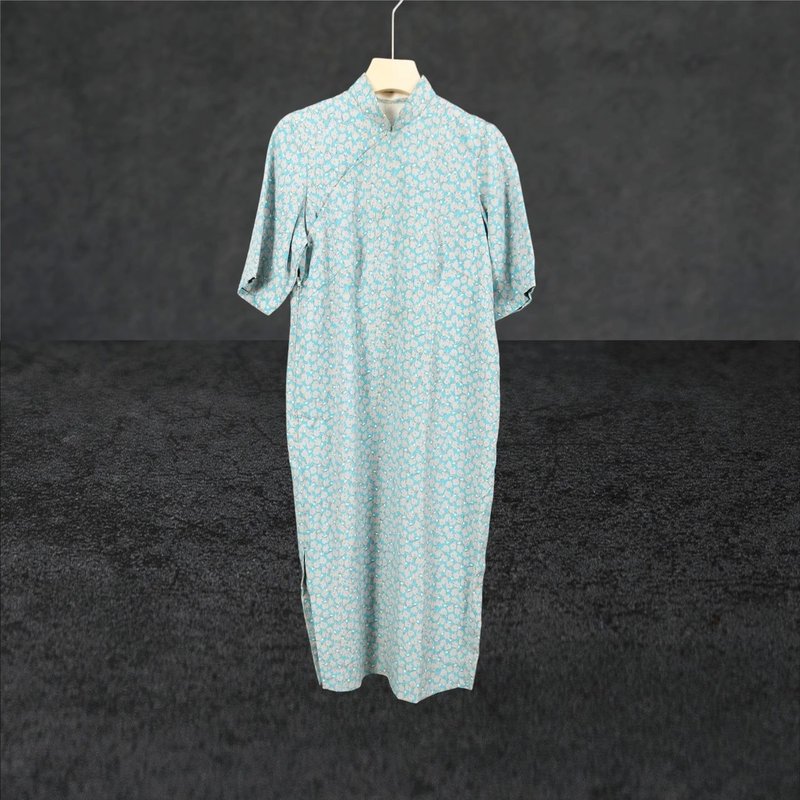 Second-hand antique custom-made blue printed chiffon slit short-sleeved cheongsam CA801 - ชุดเดรส - เส้นใยสังเคราะห์ สีน้ำเงิน