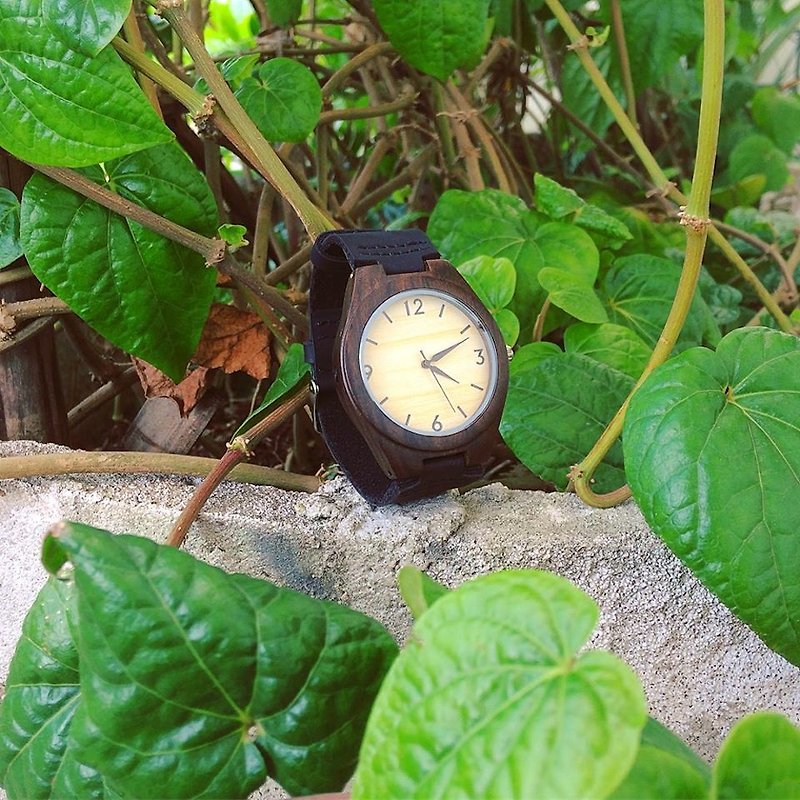 木製時計エボニーカラーダークブラウン - 腕時計 - 革 