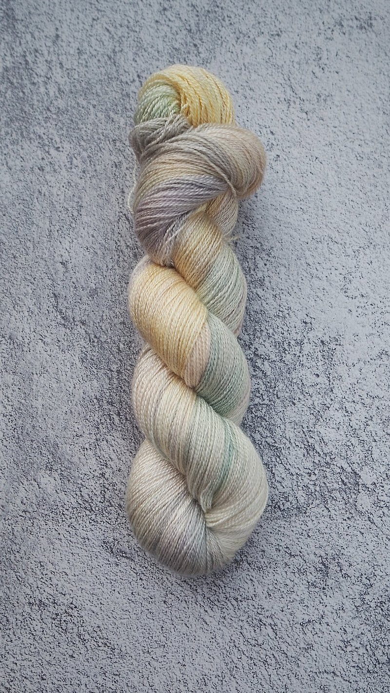 Hand dyed lace thread. Moonlight (55 BFL/45 Silk) - Knitting, Embroidery, Felted Wool & Sewing - Silk 