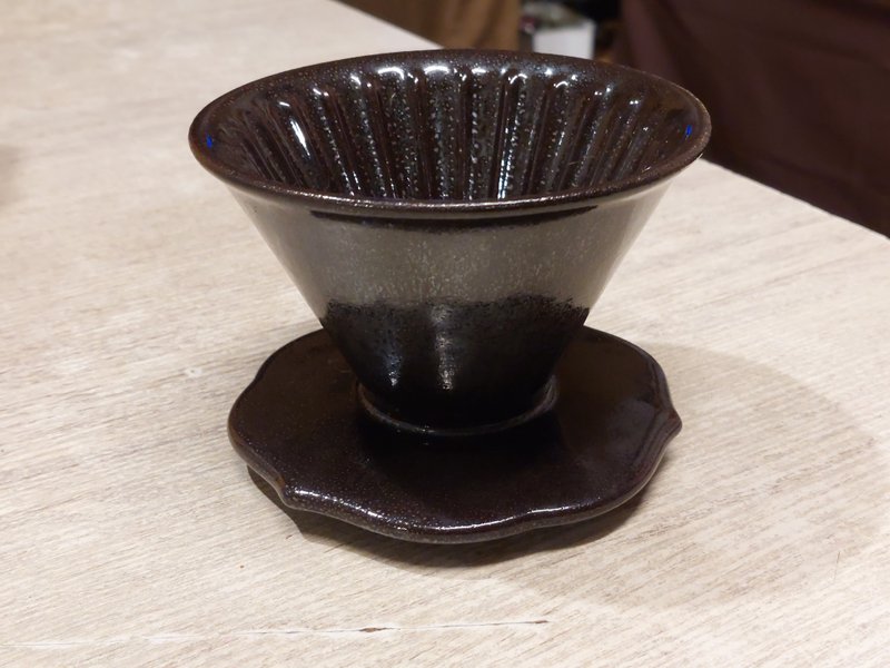 【送禮好物】葉師傅試釉版 自然釉咖啡濾杯 V50 鶯歌燒 - 咖啡壺/手沖壺 - 瓷 