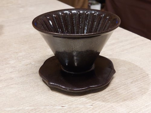 自然釉文創工作室 【母親節禮物】葉師傅試釉版 自然釉咖啡濾杯 V50 鶯歌燒