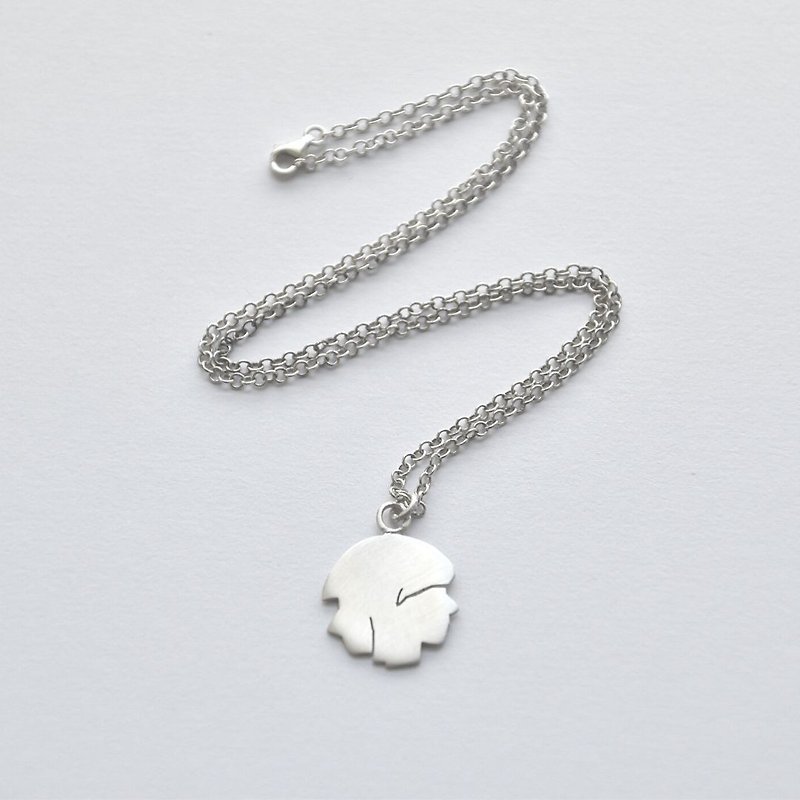 【Customized】Two people silhouette necklace, 925 sterling silver jewellery - Necklaces - Sterling Silver Silver