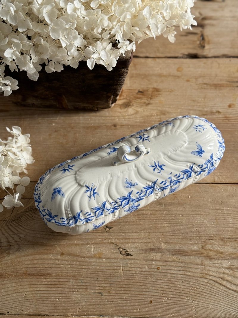 40608-Rare French antique Sarreguemines porcelain storage box with lid - กล่องเก็บของ - เครื่องลายคราม 