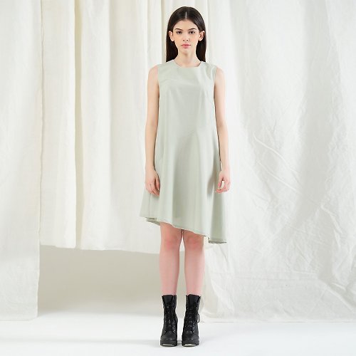 Salient Label CARSON極簡風格不規則連身裙淺綠色