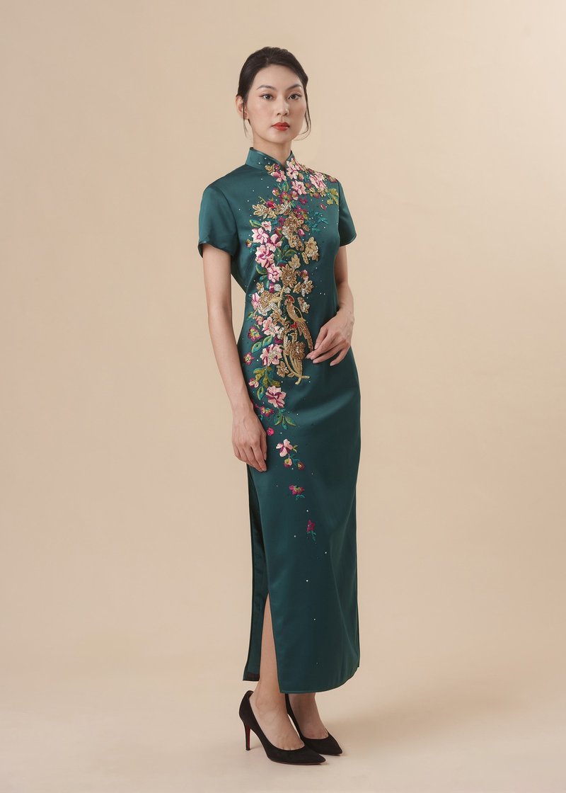 Short Sleeves Satin Lace Embellished Qipao - Qipao - Polyester Green