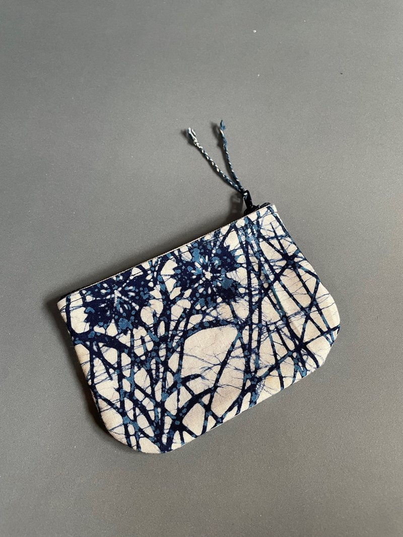 Handmade kofu coin pouch cherry blossoms handmade kofu coin pouch - Coin Purses - Cotton & Hemp Blue