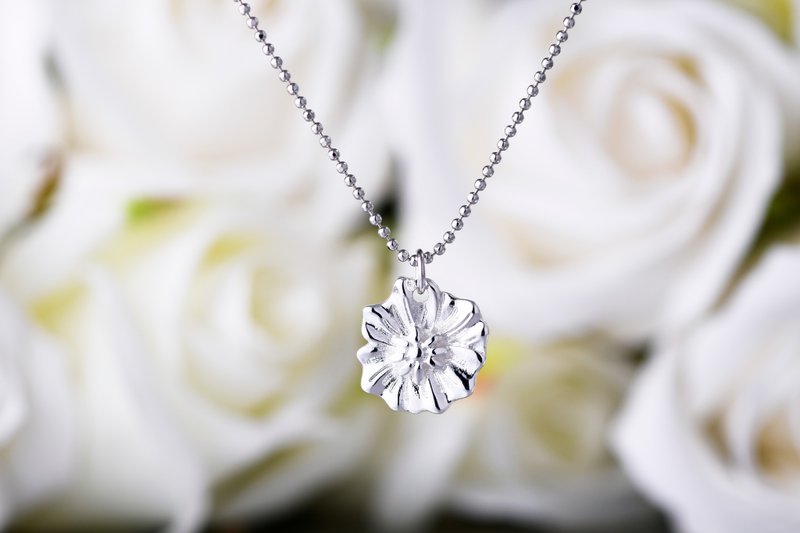 花朵系列 執著 花菱草造型項鍊-金/銀 (NLAJA1012N) - 項鍊 - 銀 銀色