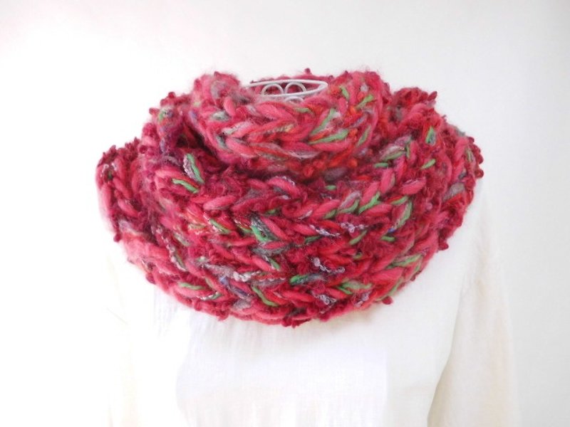 Fluffy ♪ Snood (poinsettia) _ red · super kid · merino wool plenty · very warm - Scarves - Other Materials Red