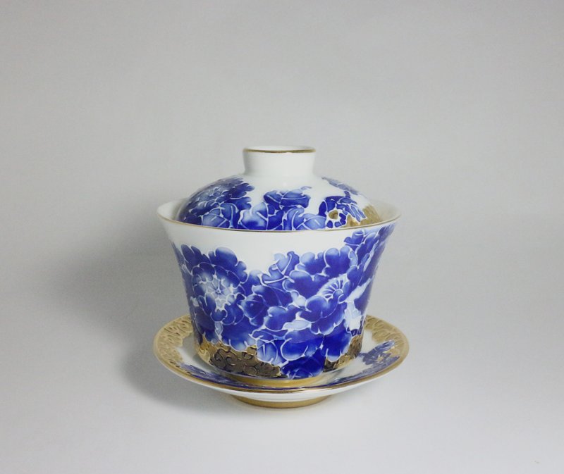 Pure hand-painted teacup-partial gilt peony (three-piece lid cup)-blue and white - ถ้วย - เครื่องลายคราม สีน้ำเงิน