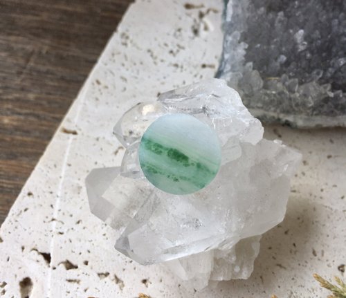 水晶遊樂園 裸石 / 冰種白底青翡翠小圓餅 / A貨緬甸翡翠