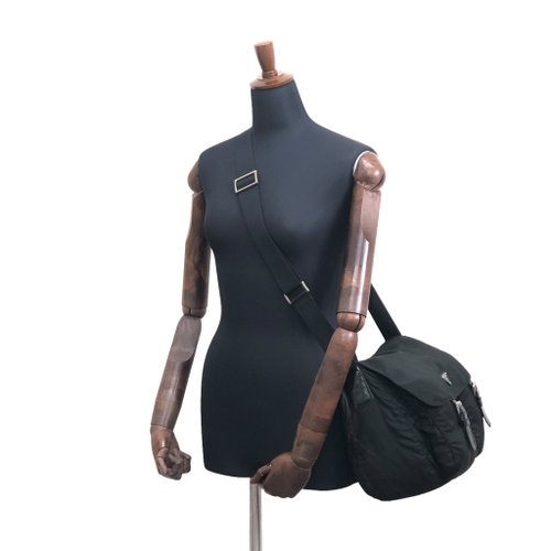 日本直送 名牌中古包 】PRADA プラダ ショルダーバッグ ブラック 日本直送 名牌中古包 】PRADA プラダ ショルダーバッグ ブラック