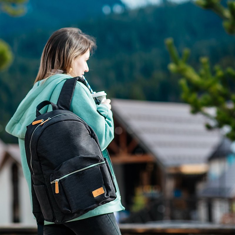 Nordace Siena Pro 兩色可選-黑色 經典背包 | 雙肩軟墊 多個間隔 - 後背包/書包 - 聚酯纖維 