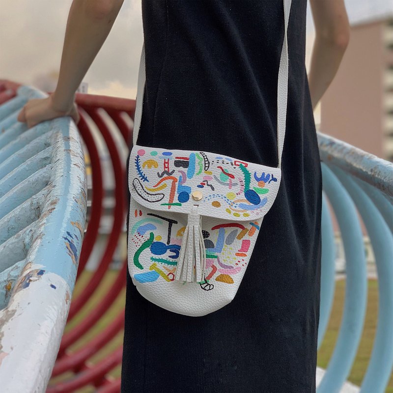 Limited Edition Colourful Sling Bag - 側背包/斜背包 - 其他材質 白色
