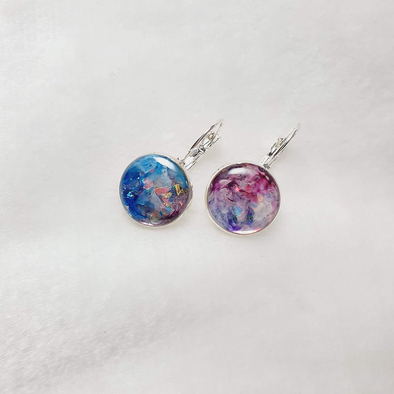 Brand creation, blue and purple planet French ear hooks, a favorite of universe fans - Earrings & Clip-ons - Resin Blue