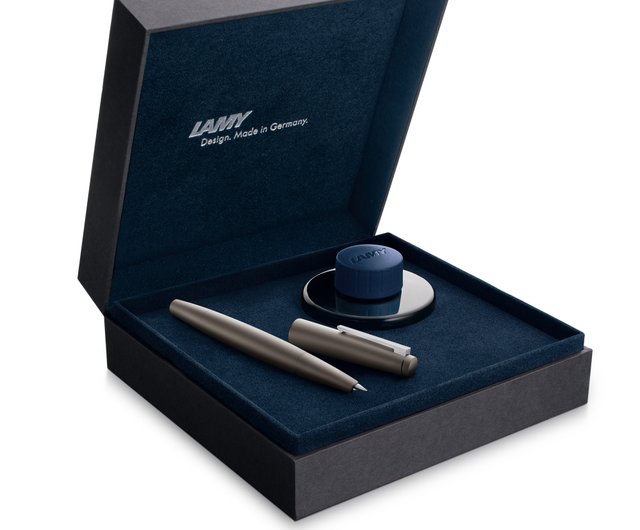 【セット】万年筆　HUGO BOSS LAMY 50years おまけ　インク LAMYの50周年限定万年筆