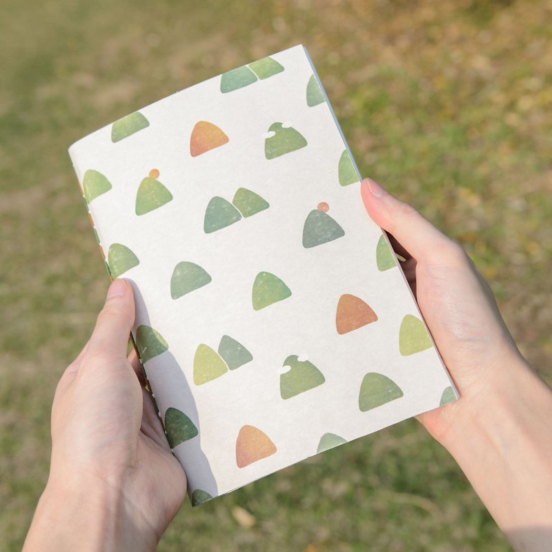 パターントーン小さな丘の手縫いノートカスタムパターン手作りノート - ノート・手帳 - 紙 グリーン