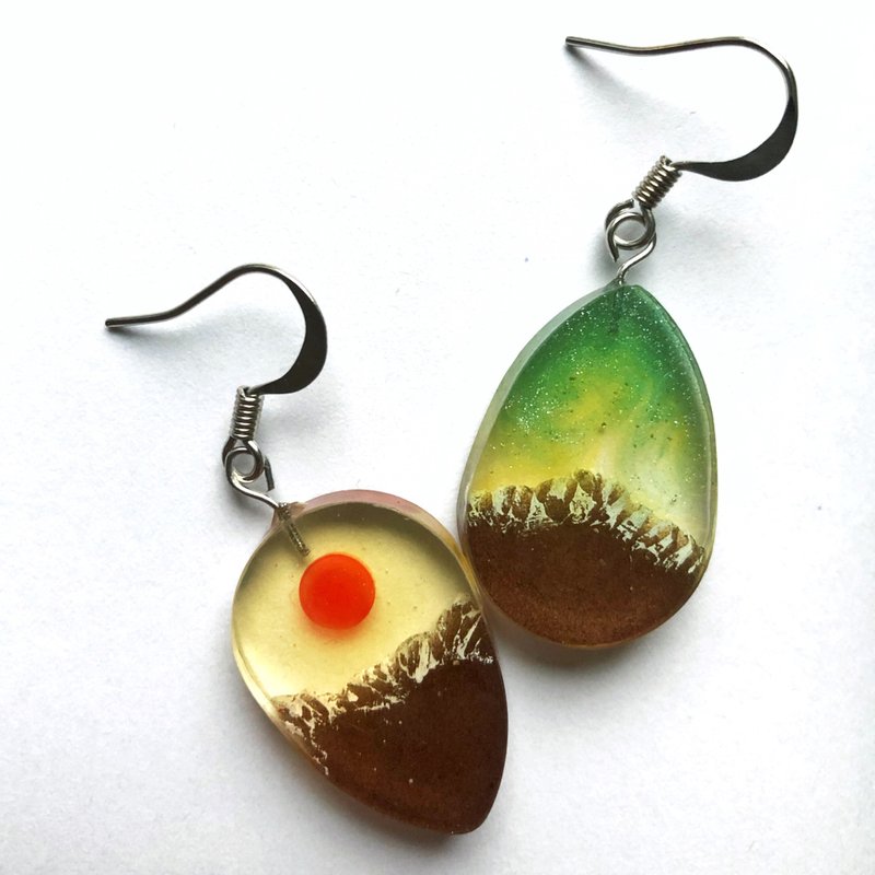 Earrings | Peak & Valley - Earrings & Clip-ons - Resin Brown