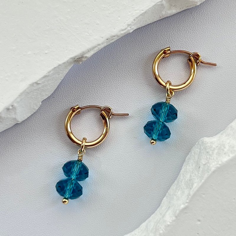 Gold Blue Crystal Drop Hoop Earrings - ต่างหู - คริสตัล สีน้ำเงิน