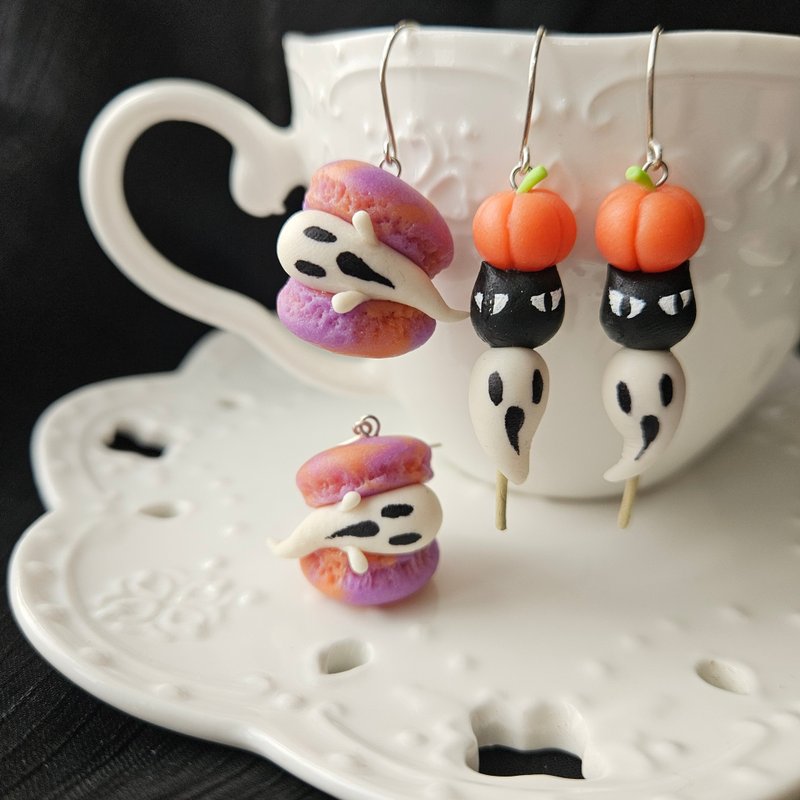 [Halloween Limited] Macaron Three Color Dumpling Ghost Sterling Silver Earrings/ Clip-On - ต่างหู - ดินเหนียว หลากหลายสี