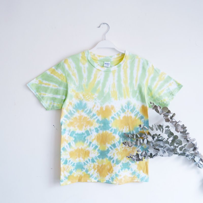 Pipeapple | Tie dye/T-shirt/Garment/Custom size/Men/Women - Women's T-Shirts - Cotton & Hemp Yellow