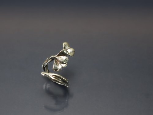 Maple jewelry design 植物系列-銀杏纏繞925銀戒