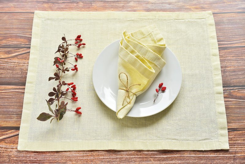 Washable placemats and napkins, Cloth placemats for table, Reusable napkins - 桌布/桌巾/餐墊 - 亞麻 黃色
