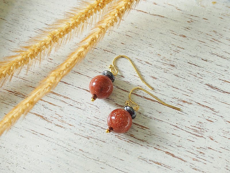 Minimal gold stone with hematite earrings - Earrings & Clip-ons - Stone Brown
