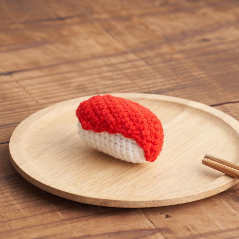 pom pom sushi knitted sushi [tuna] - ของเล่นสัตว์ - เส้นใยสังเคราะห์ 