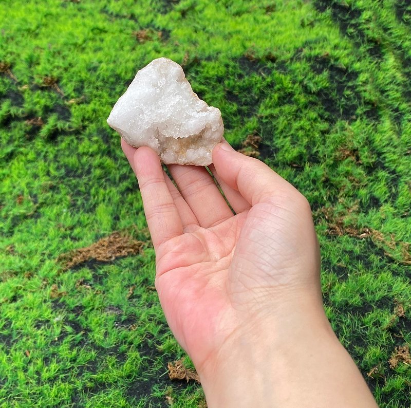 天然原礦可愛晶瑩剔透瑪瑙白晶簇 消磁淨化 療癒 開運 快速出貨 - 擺飾/家飾品 - 水晶 多色