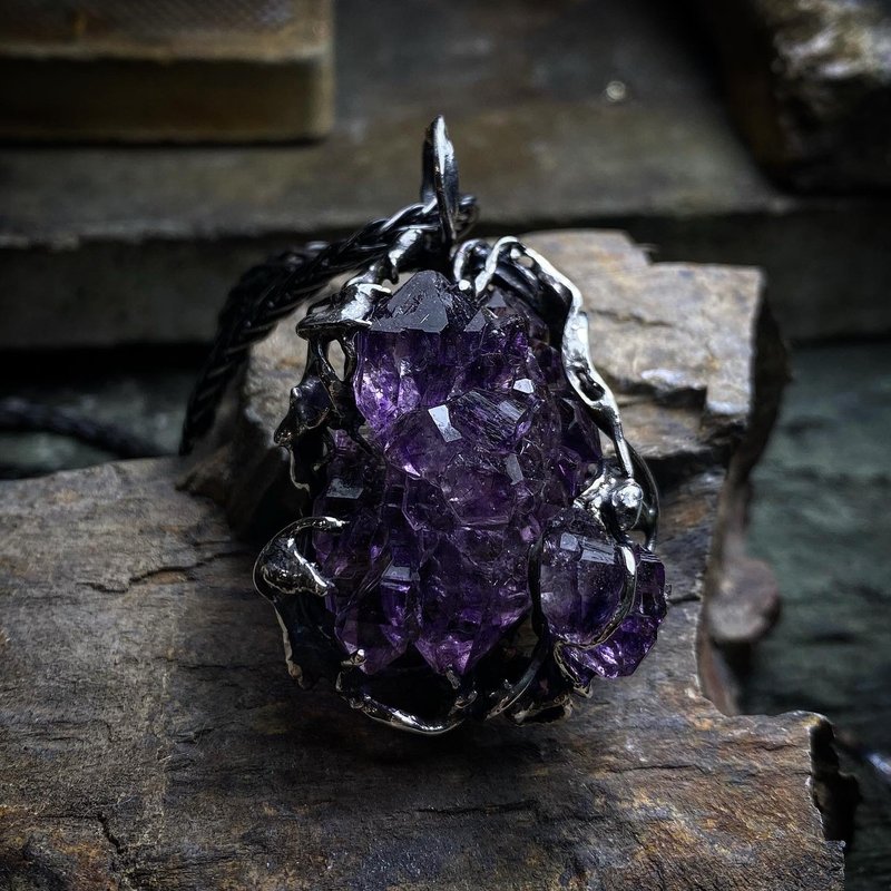 幻影城堡內含金紅石雙尖紫水晶/紫水晶墜/骨幹水晶 - 項鍊 - 水晶 紫色