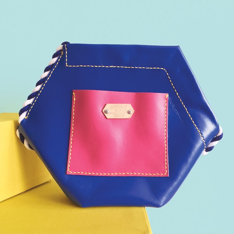 Hexagon Colour Block Leather Shoulder Bag - กระเป๋าคลัทช์ - หนังแท้ สีน้ำเงิน