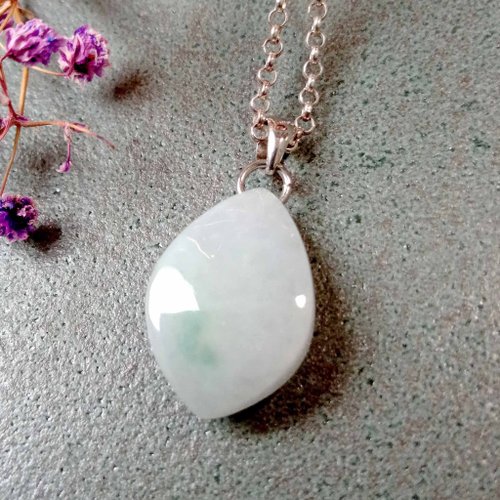 JadeGaze 玉凝飾｜臺灣玉雕工藝品牌🚩新品上架！ 造型設計玉墜 花青種緬甸玉/簡單好搭 雙面配戴