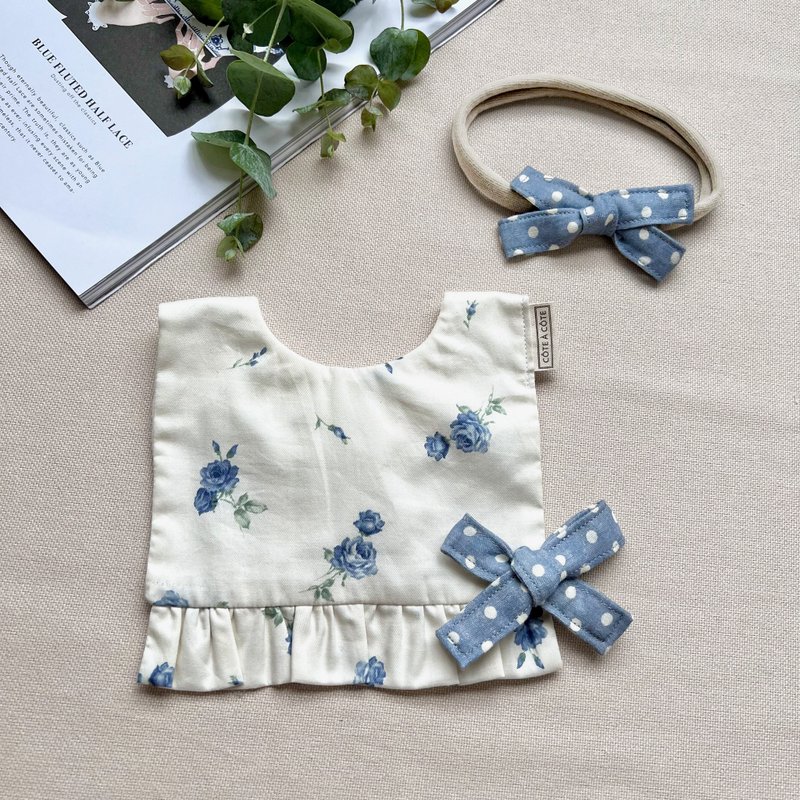 【客製刺繡-彌月禮盒】夏日海灘度假 清爽藍色小玫瑰 口水巾 髮帶 - 彌月禮盒 - 棉．麻 藍色