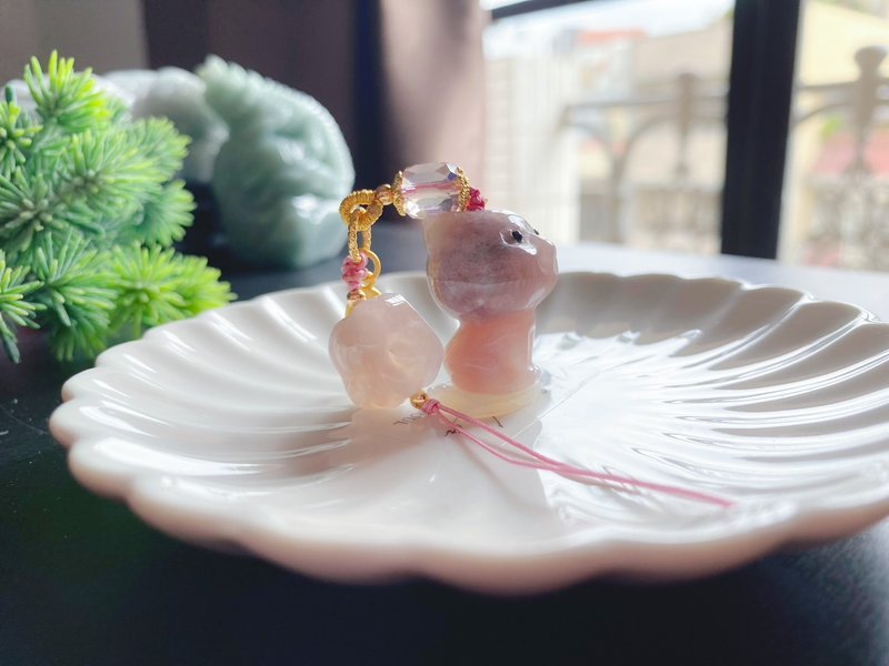 【售出】櫻花瑪瑙 貓 貓掌 小魚 可愛 萌 手機鍊 吊飾 天然石 禮 - 手機掛繩/背帶 - 水晶 紅色