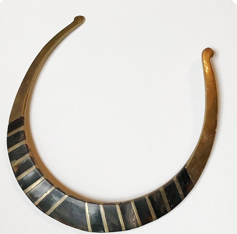 Vintage Bronze Tribal Neck / Necklace - สร้อยคอ - โลหะ สีทอง