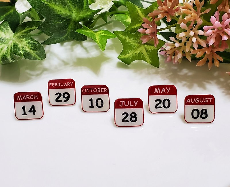 It's your birthday custom birthday month date earring Clip-On-custom series - ต่างหู - พลาสติก สีแดง