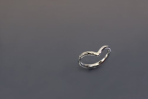 Maple jewelry design 小品系列-V形925銀戒