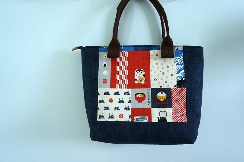 Wind style Japanese style splicing wind hand Tote bag - กระเป๋าถือ - ผ้าฝ้าย/ผ้าลินิน สีน้ำเงิน
