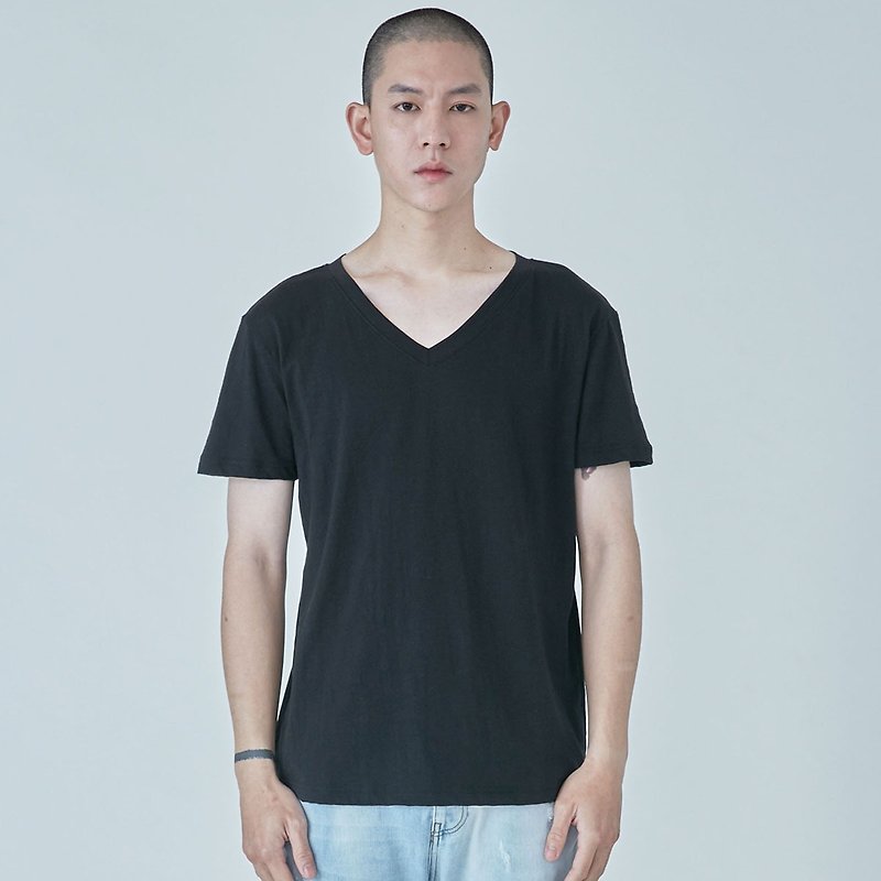 Mars | 輕薄V領短袖 | CLAP - 男 T 恤 - 棉．麻 黑色