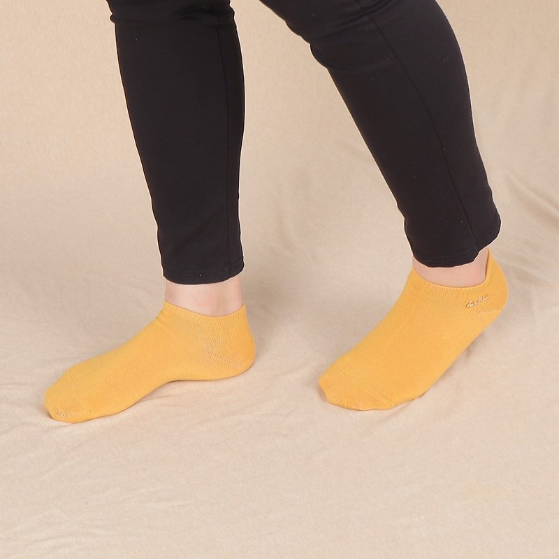 膠原蛋白抗菌除臭襪(單色款)檸檬黃/畢業 - 襪子 - 棉．麻 黃色