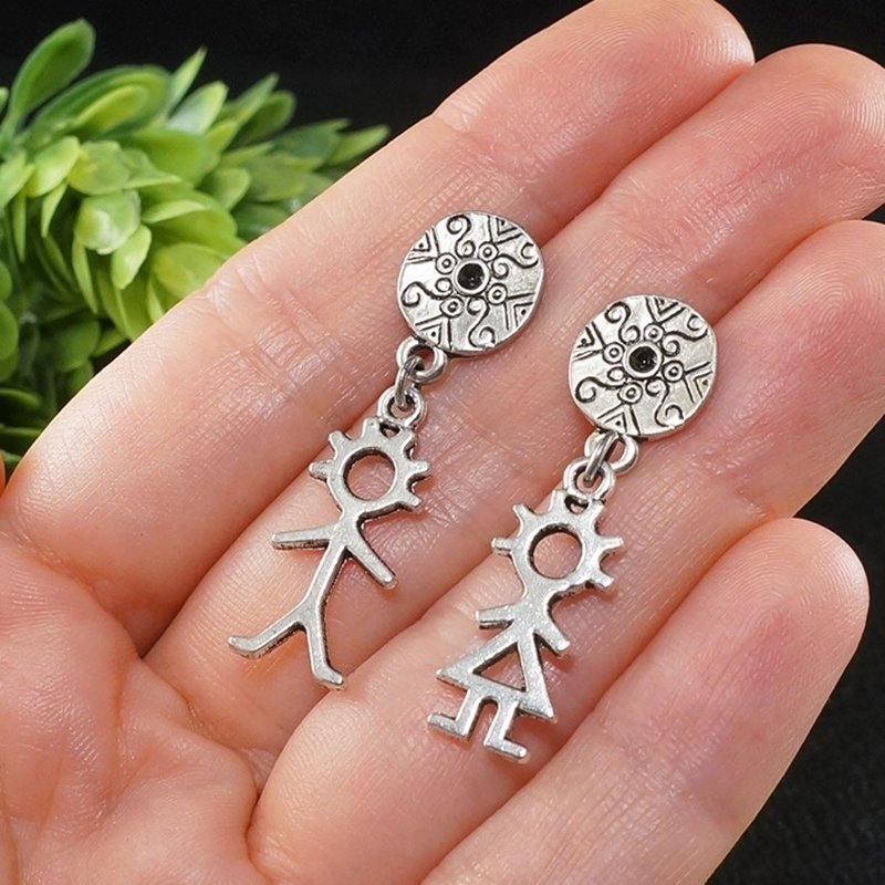 Silver Ethnic Boho Man and Woman Boy and Girl Mismatched Mono Earrings Jewelry - 耳環/耳夾/耳骨夾 - 其他金屬 銀色
